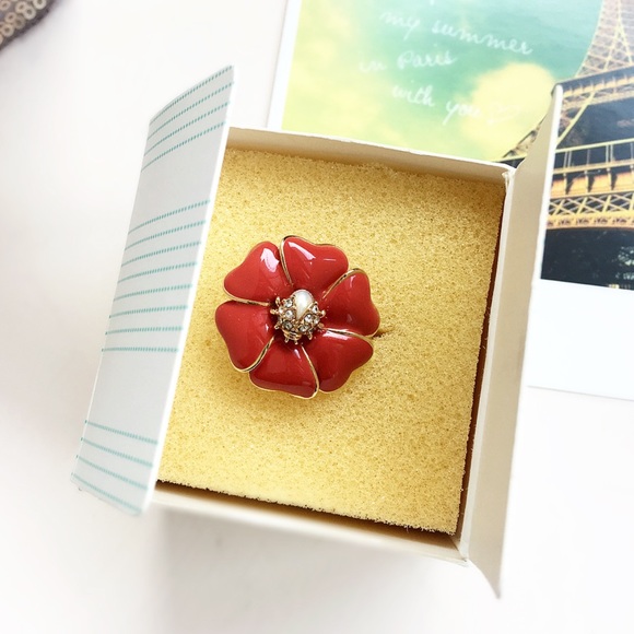 Stella & Dot Jewelry - Stella and dot bloom flower ring